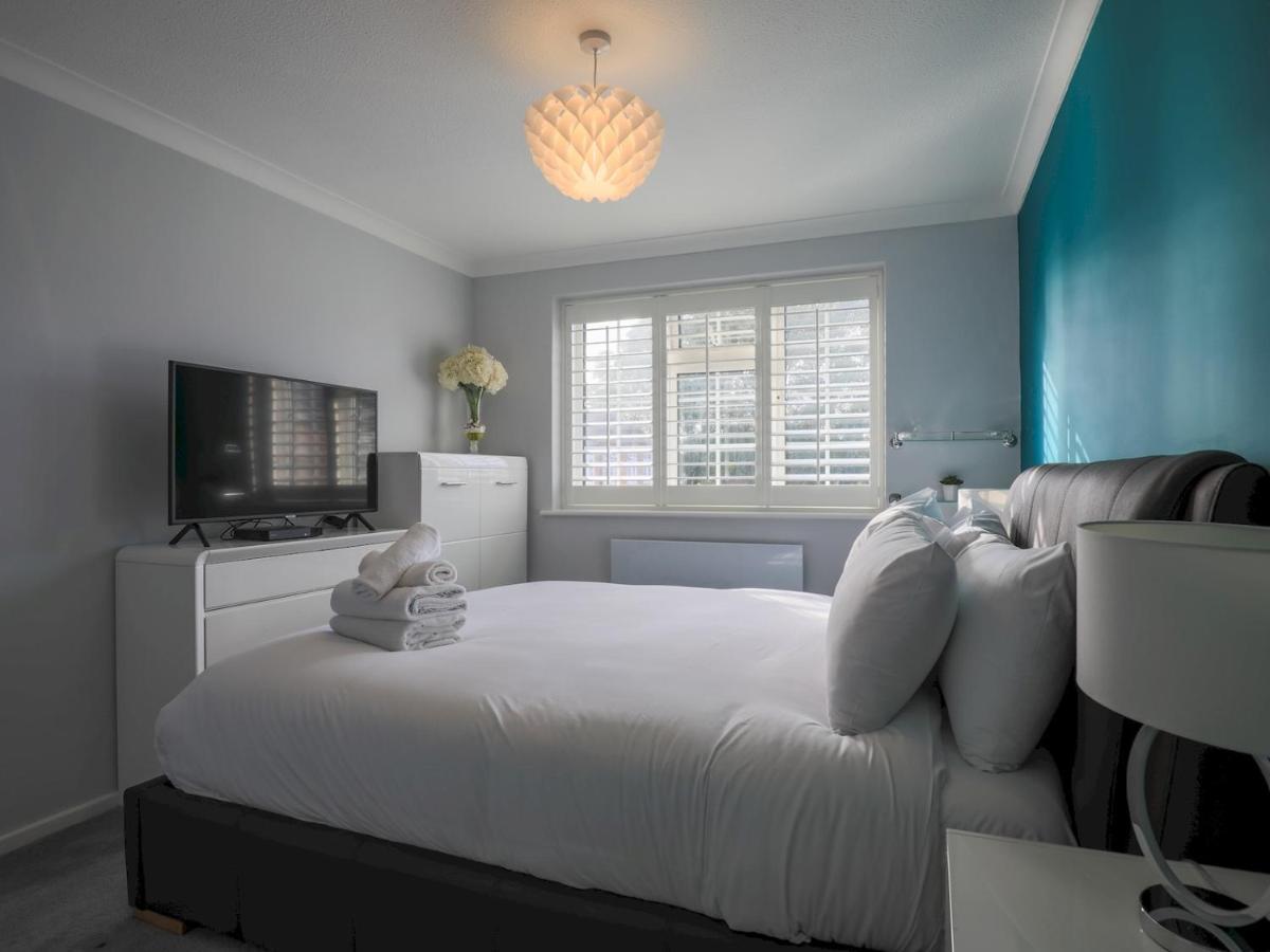 Pass The Keys Spacious 2 Bed Apartment Central Windsor Eksteriør billede