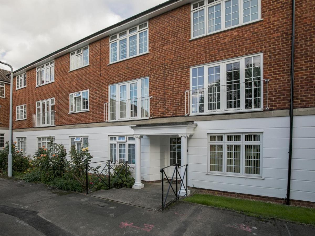 Pass The Keys Spacious 2 Bed Apartment Central Windsor Eksteriør billede